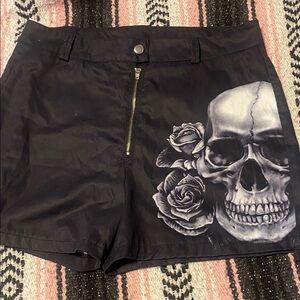 Black Skull Print Women Shorts